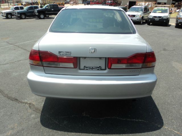 2002 Honda Accord 4dr Sdn SES Standard