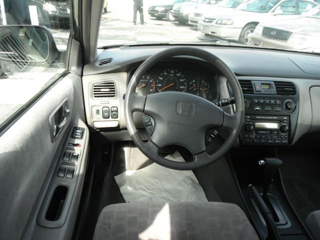 2002 Honda Accord Elite,nav,moon,dvd,chrome Wheels