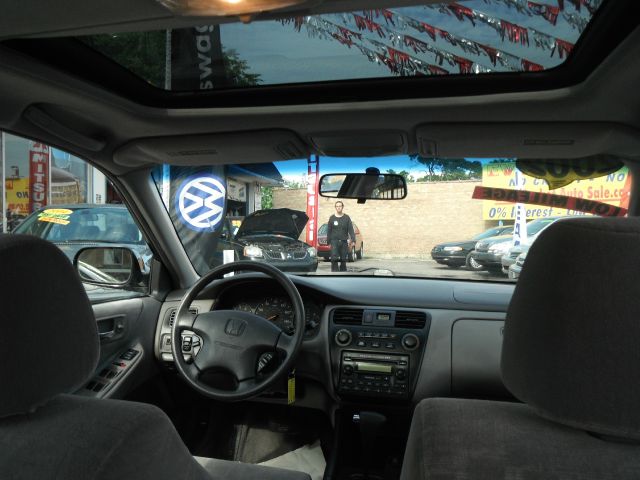 2002 Honda Accord Elite,nav,moon,dvd,chrome Wheels
