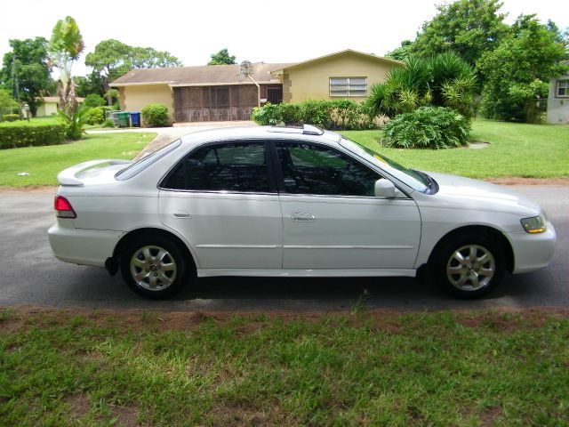 2002 Honda Accord ZQ8 LS