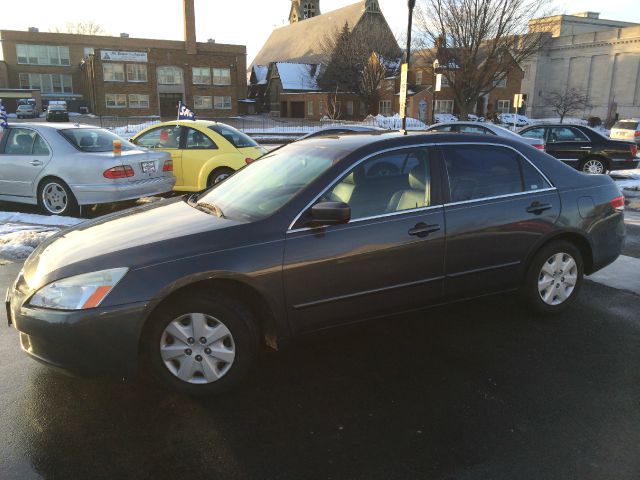 2003 Honda Accord LS 2WD