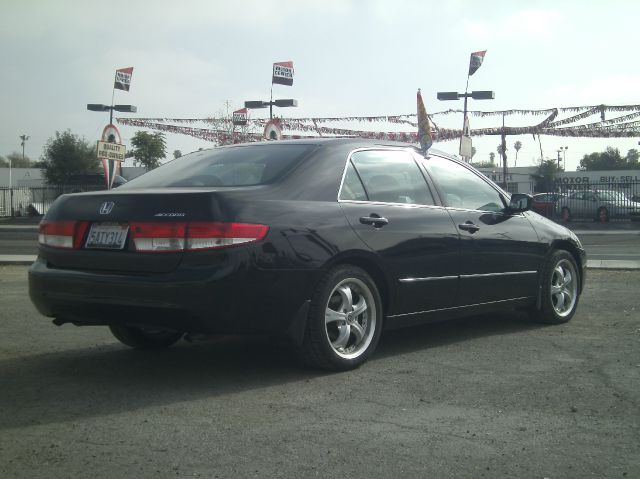 2003 Honda Accord 4WD Ext Cab 134.0 SLE2