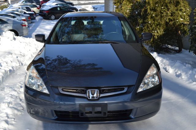 2003 Honda Accord 4WD Ext Cab 134.0 SLE2