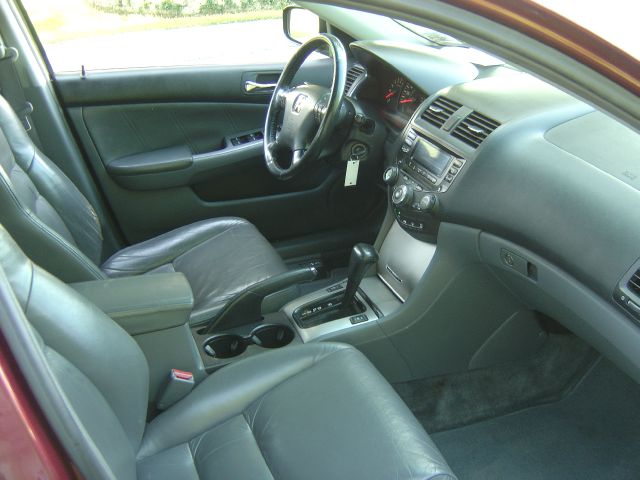 2003 Honda Accord 4WD Ext Cab 134.0 SLE2