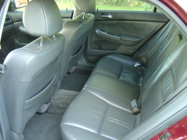 2003 Honda Accord 4WD Ext Cab 134.0 SLE2