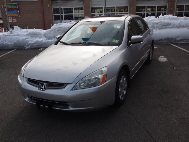 2003 Honda Accord 4WD Ext Cab 134.0 SLE2