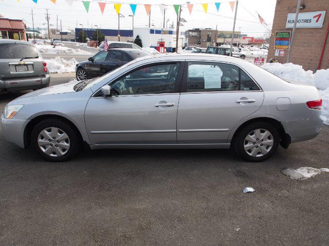 2003 Honda Accord 4WD Ext Cab 134.0 SLE2
