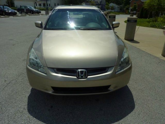 2003 Honda Accord 4WD Ext Cab 134.0 SLE2