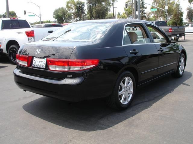 2003 Honda Accord Komfort SUV