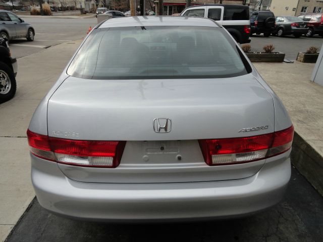 2003 Honda Accord 4WD Ext Cab 134.0 SLE2
