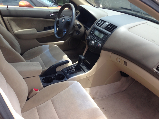 2004 Honda Accord 2dr Reg Cab 120.5 WB