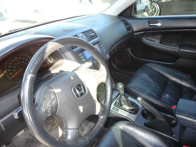 2004 Honda Accord ZQ8 LS
