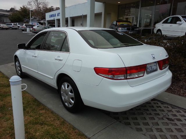 2004 Honda Accord 2dr Reg Cab 120.5 WB
