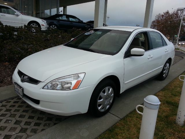 2004 Honda Accord 2dr Reg Cab 120.5 WB