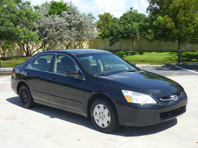 2004 Honda Accord 2dr Reg Cab 120.5 WB