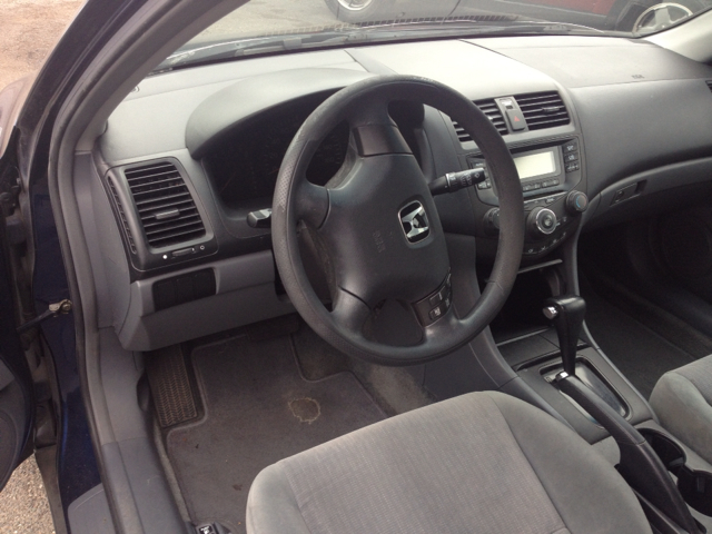 2004 Honda Accord 2dr Reg Cab 120.5 WB