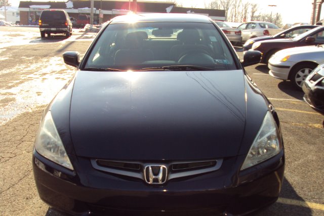 2004 Honda Accord 2dr Reg Cab 120.5 WB