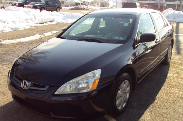 2004 Honda Accord 2dr Reg Cab 120.5 WB