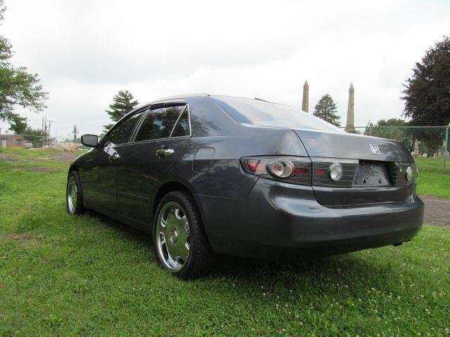 2004 Honda Accord 2dr Reg Cab 120.5 WB