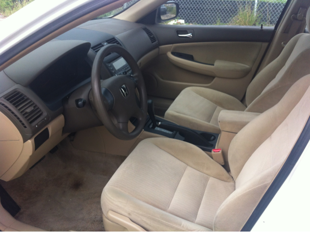 2004 Honda Accord 2dr Reg Cab 120.5 WB