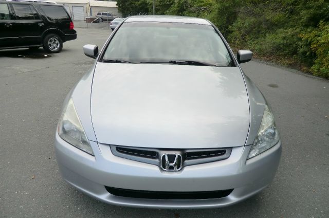 2004 Honda Accord 2dr Reg Cab 120.5 WB