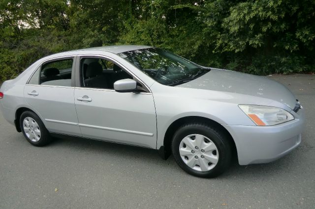 2004 Honda Accord 2dr Reg Cab 120.5 WB