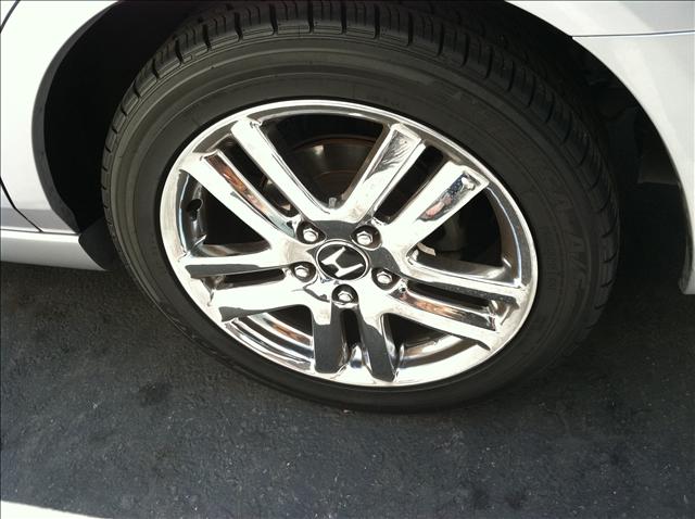 2004 Honda Accord LS 2WD