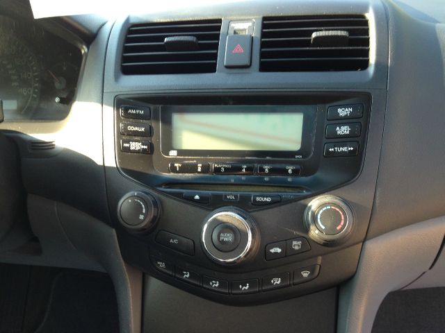 2004 Honda Accord 2dr Reg Cab 120.5 WB