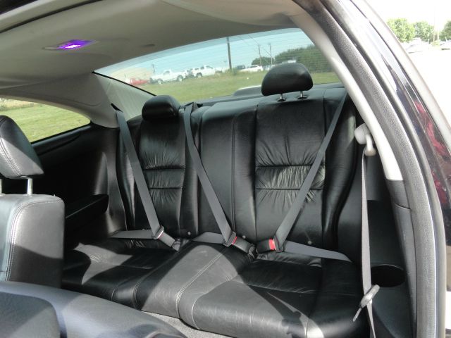 2004 Honda Accord Luxury Hardtop 4dr