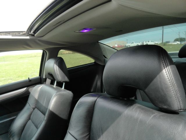 2004 Honda Accord Luxury Hardtop 4dr