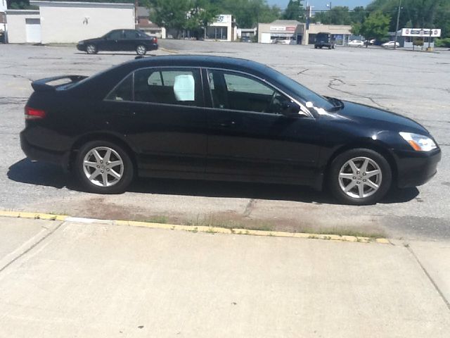 2004 Honda Accord SLT - QUAD CAB Cummins