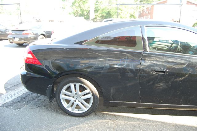 2004 Honda Accord 4 DR Sportwagen TDI (R)