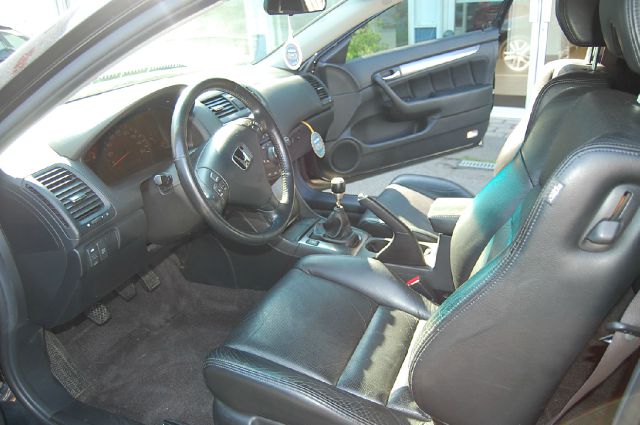 2004 Honda Accord 4 DR Sportwagen TDI (R)