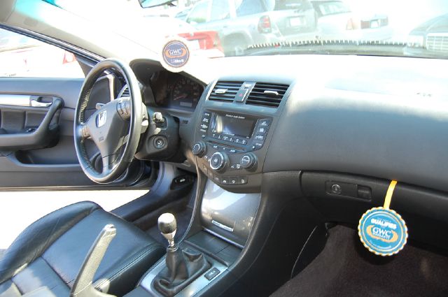 2004 Honda Accord 4 DR Sportwagen TDI (R)