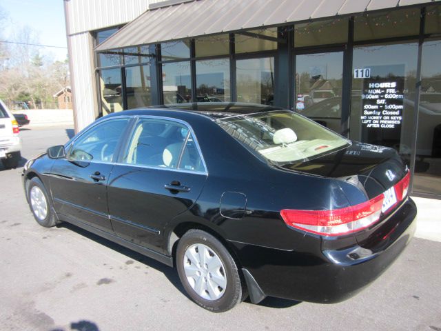 2004 Honda Accord 2dr Reg Cab 120.5 WB