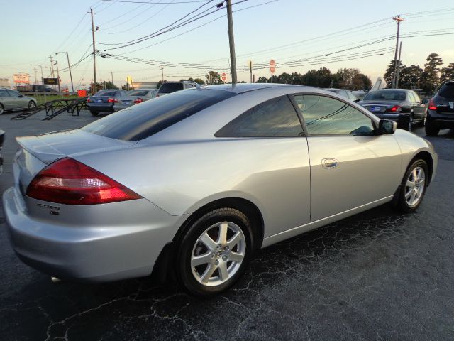 2005 Honda Accord Luxury Hardtop 4dr