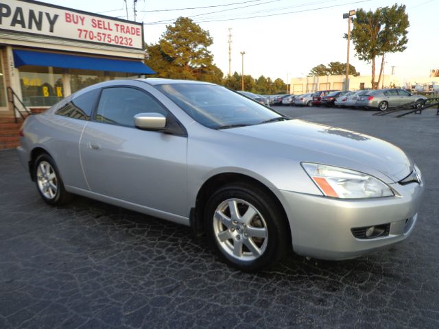 2005 Honda Accord Luxury Hardtop 4dr