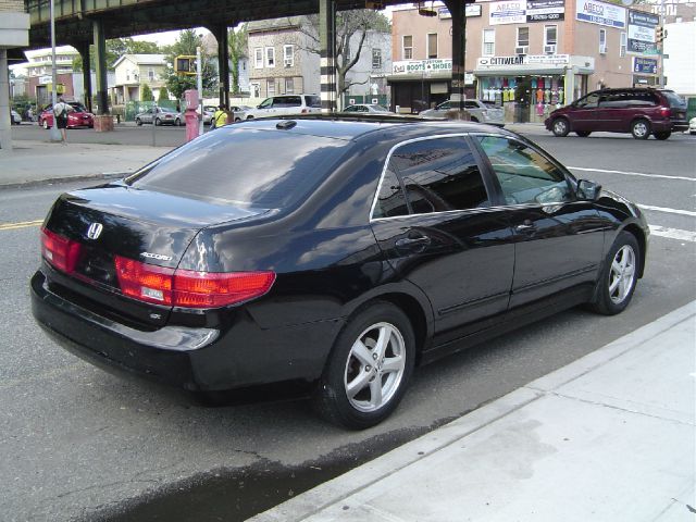 2005 Honda Accord RT HEMI V8