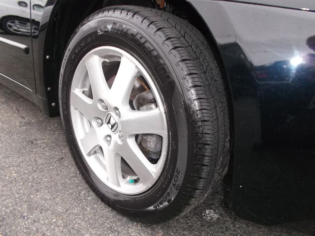 2005 Honda Accord 4dr 2.9L Twin Turbo AWD W/3rd Row