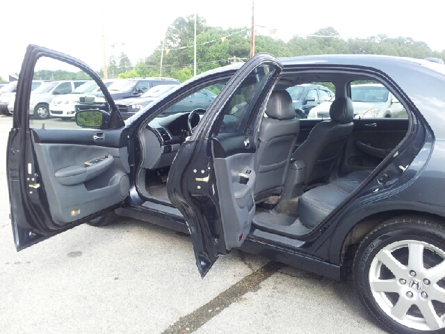 2005 Honda Accord 4dr 2.9L Twin Turbo AWD W/3rd Row