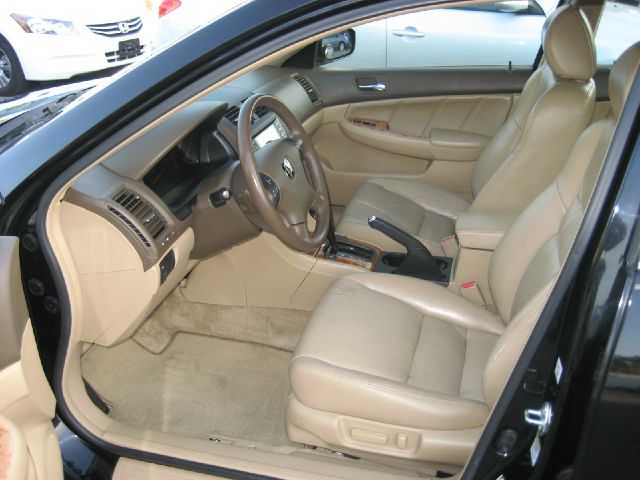 2005 Honda Accord RT HEMI V8
