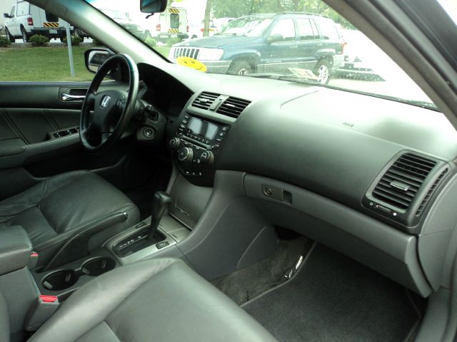 2005 Honda Accord RT HEMI V8