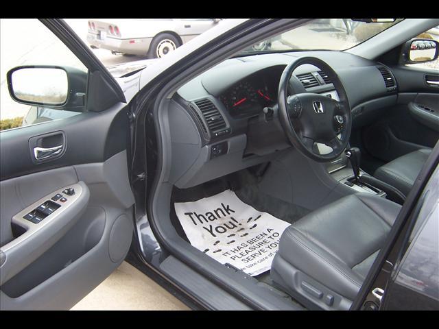 2005 Honda Accord 5dr HB Auto