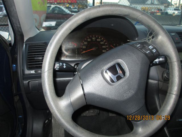 2005 Honda Accord 2dr Reg Cab 120.5 WB