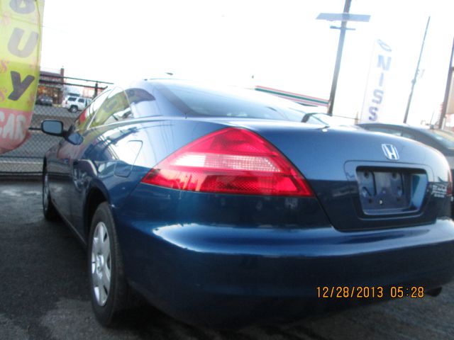 2005 Honda Accord 2dr Reg Cab 120.5 WB