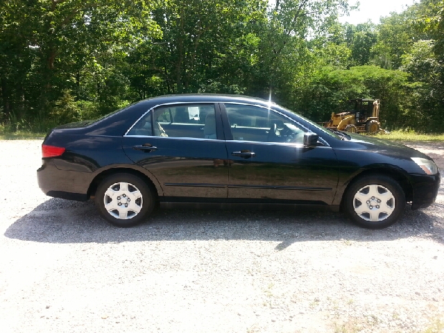 2005 Honda Accord 4DR SE (roof)