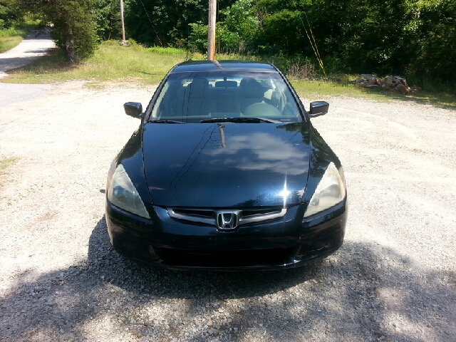 2005 Honda Accord 4DR SE (roof)