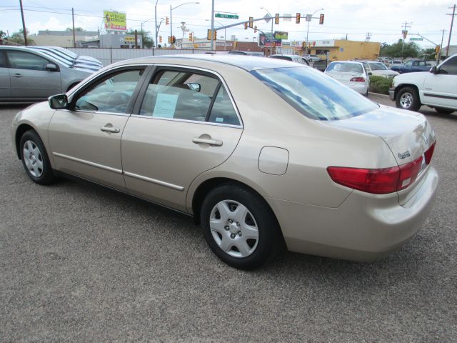 2005 Honda Accord 2dr Reg Cab 120.5 WB