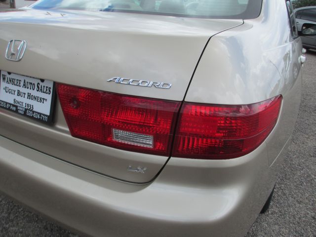 2005 Honda Accord 2dr Reg Cab 120.5 WB