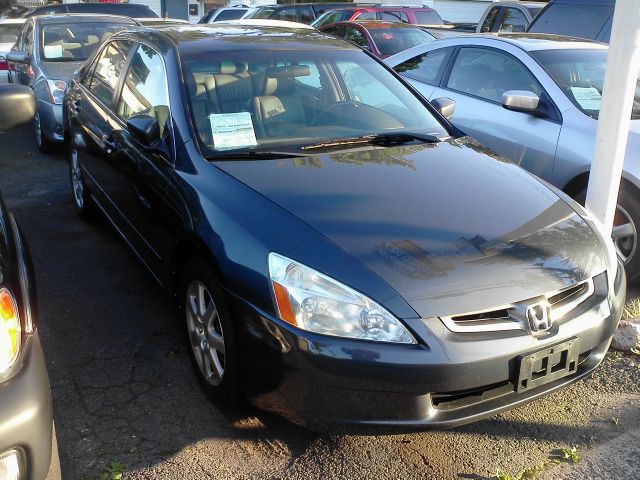 2005 Honda Accord SLT - QUAD CAB Cummins